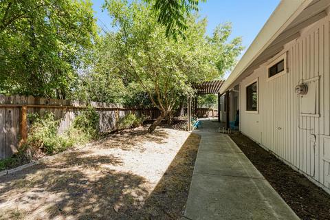 2242 Calaveras Ave, Davis, CA 95616 photo 24