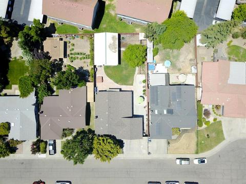 2701 Brooks Ct, Turlock, CA 95382 photo 4