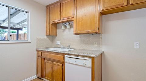 1508 Bella Terra Dr, Modesto, CA 95355 photo 14
