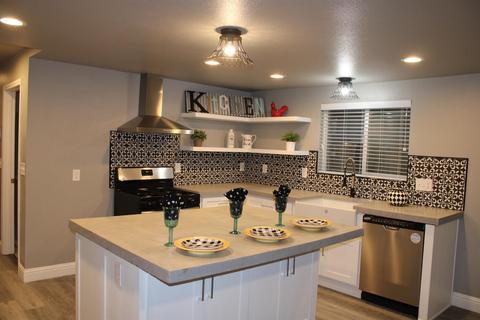 18480 E Walnut St, Clements, CA 95227 photo 6
