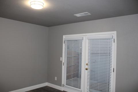18480 E Walnut St, Clements, CA 95227 photo 14