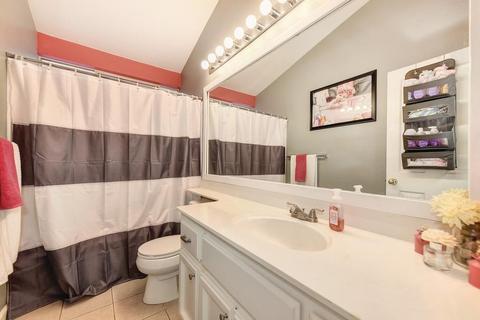 8121 Falcon View Dr, Antelope, CA 95843 photo 20