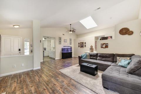 8121 Falcon View Dr, Antelope, CA 95843 photo 4