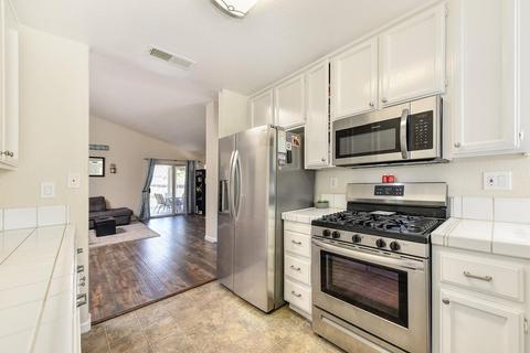 8121 Falcon View Dr, Antelope, CA 95843 photo 9
