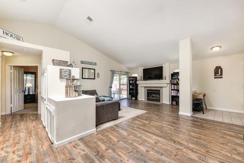 8121 Falcon View Dr, Antelope, CA 95843 photo 6