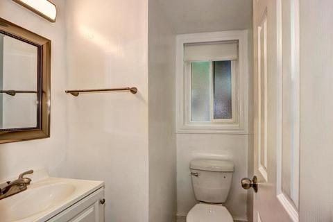 915 Sycamore Ln, Davis, CA 95616 photo 16