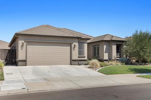 4674 N Falcon Crest Way, Turlock, CA 95382 photo 2
