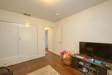 130 S 7th St, Patterson, CA 95363 photo 13
