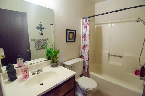 1431 Lindstrom Ave, Modesto, CA 95351 photo 17