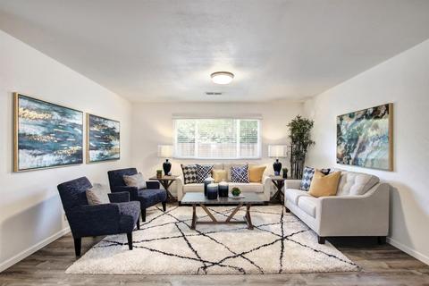 2756 Belmont Dr, Davis, CA 95618 photo 4