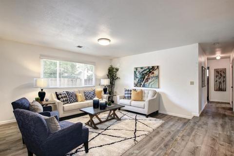 2756 Belmont Dr, Davis, CA 95618 photo 3