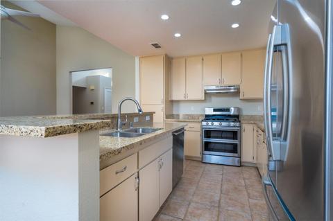 902 Suffolk Pl, Winters, CA 95694 photo 8