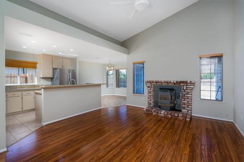 902 Suffolk Pl, Winters, CA 95694 photo 5