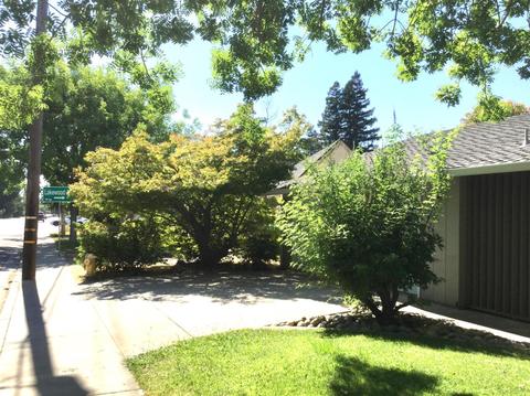 3009 Scenic Dr, Modesto, CA 95355 photo 9