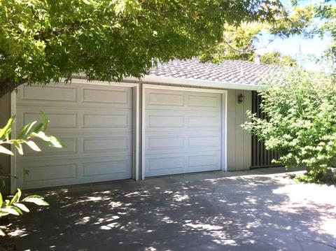 3009 Scenic Dr, Modesto, CA 95355 photo 2