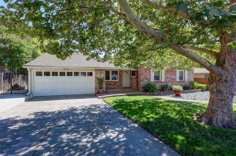 2630 Foothill Dr, Carmichael, CA 95608 photo 3