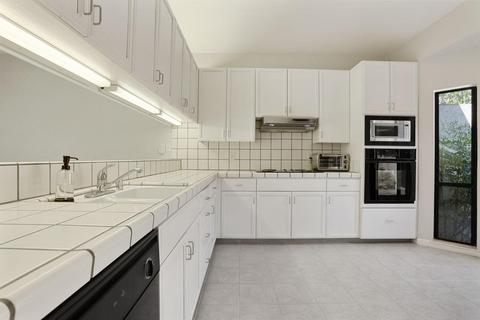 2351 Hyde Park Cir, Lodi, CA 95242 photo 15