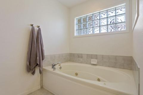 2351 Hyde Park Cir, Lodi, CA 95242 photo 31
