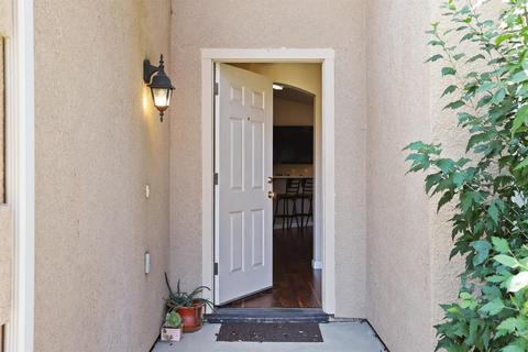 2063 W Chesler St, Merced, CA 95348 photo 4