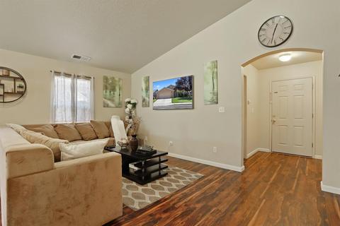 2063 W Chesler St, Merced, CA 95348 photo 10