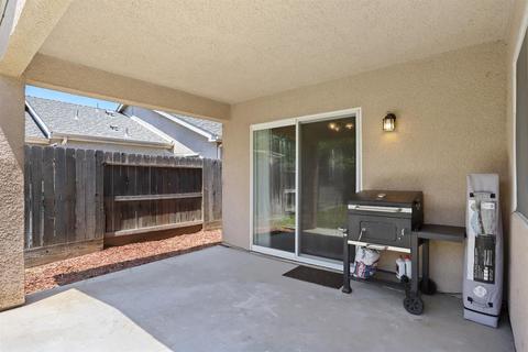 2063 W Chesler St, Merced, CA 95348 photo 32