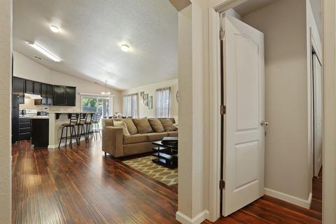 2063 W Chesler St, Merced, CA 95348 photo 8