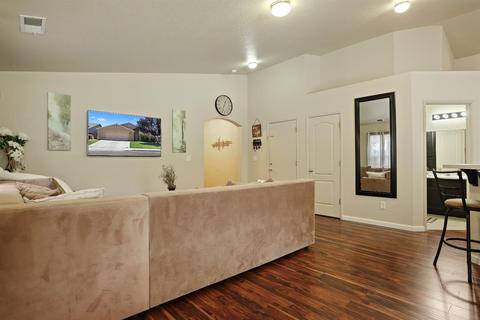 2063 W Chesler St, Merced, CA 95348 photo 11