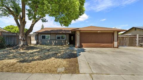 723 Oliver Way, Manteca, CA 95336 photo 2