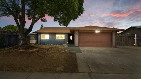 723 Oliver Way, Manteca, CA 95336 photo 1
