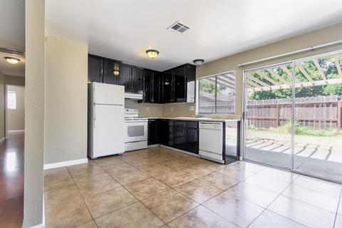 2105 Durango Ln, Modesto, CA 95355 photo 11