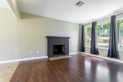 2105 Durango Ln, Modesto, CA 95355 photo 8