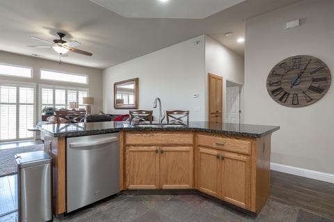 5906 Hull, Riverbank, CA 95367 photo 9