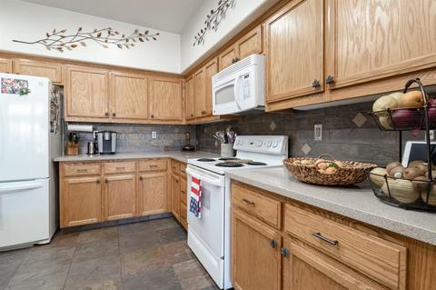 5906 Hull, Riverbank, CA 95367 photo 11