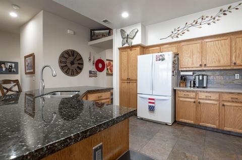 5906 Hull, Riverbank, CA 95367 photo 10