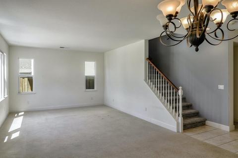213 Lavender Ln, Patterson, CA 95363 photo 6