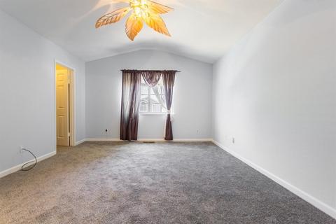737 Parkston Ct, Modesto, CA 95357 photo 25