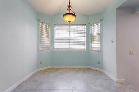 737 Parkston Ct, Modesto, CA 95357 photo 15
