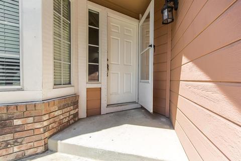 737 Parkston Ct, Modesto, CA 95357 photo 6