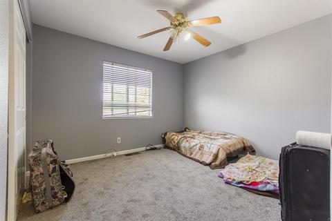 737 Parkston Ct, Modesto, CA 95357 photo 31