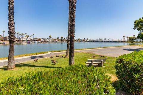 5655 Schooner Loop, Discovery Bay, CA 94505 photo 3