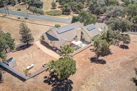 1733 American River Trl, Cool, CA 95614 photo 2