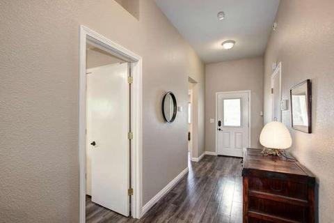 2357 Roualt St, Davis, CA 95618 photo 6