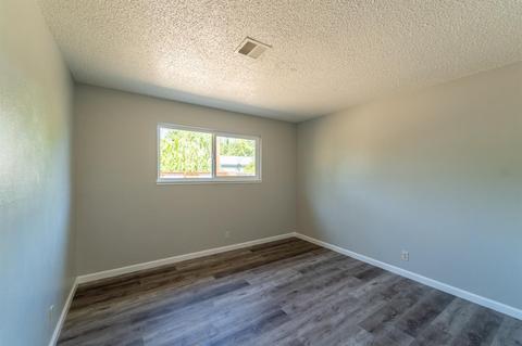 413 S Emerald Ave, Modesto, CA 95351 photo 18