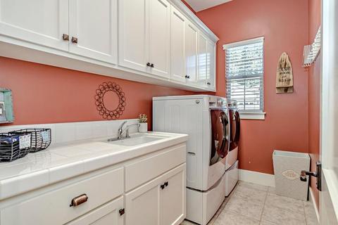 1121 Los Robles St, Davis, CA 95618 photo 15