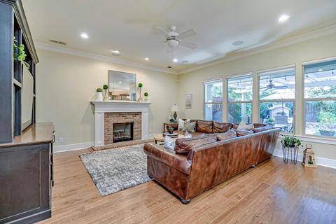 1121 Los Robles St, Davis, CA 95618 photo 8