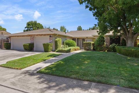2808 Park Oak Dr, Lodi, CA 95242 photo 3