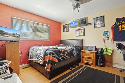 1101 Springcreek Dr, Modesto, CA 95355 photo 21