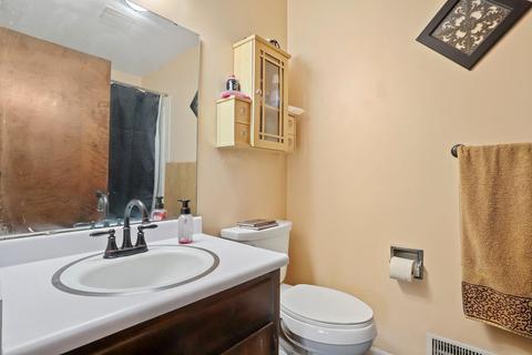 1101 Springcreek Dr, Modesto, CA 95355 photo 20