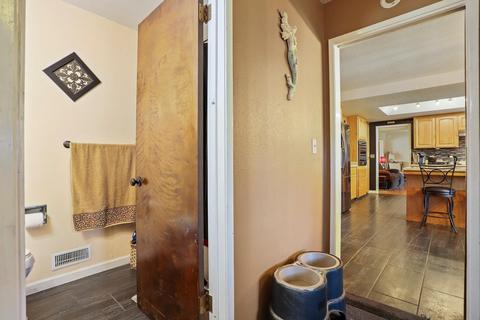 1101 Springcreek Dr, Modesto, CA 95355 photo 18