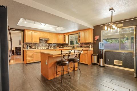 1101 Springcreek Dr, Modesto, CA 95355 photo 11